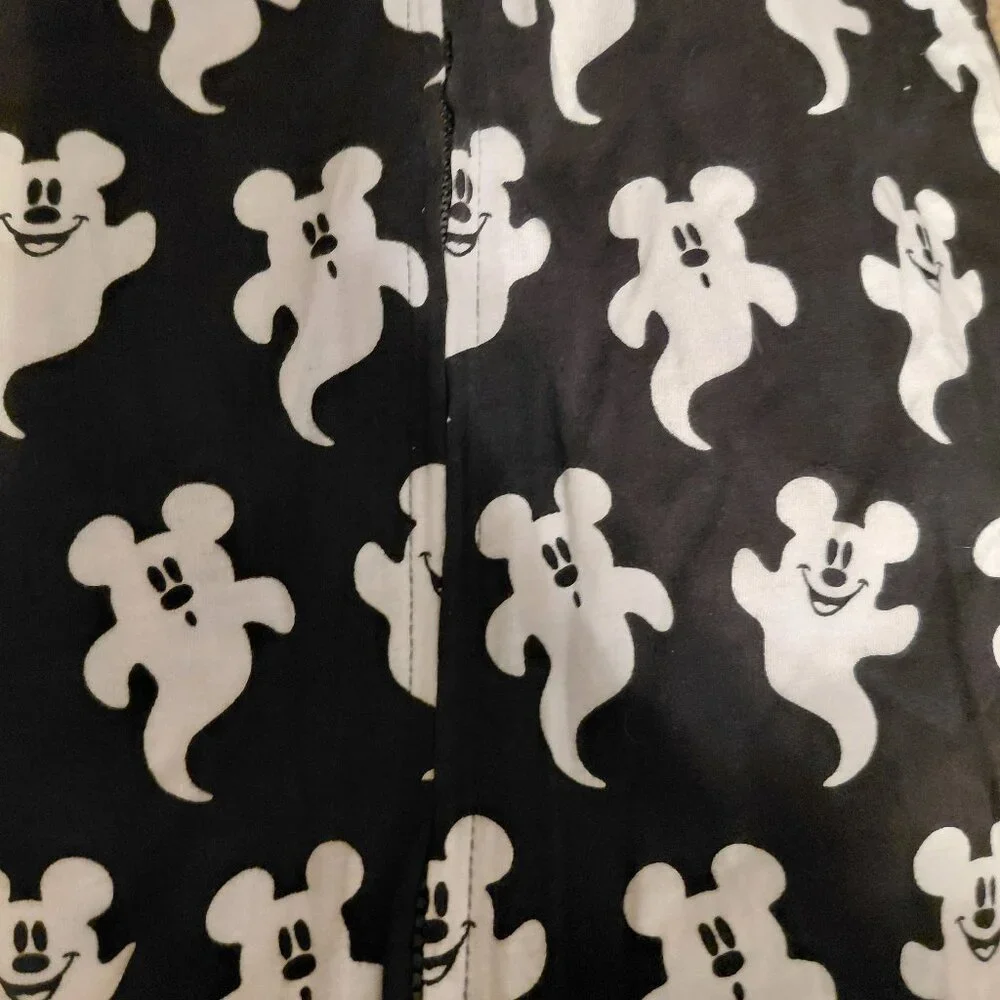 Disney Halloween NWT Large Black/White Mickey Ghosts Bodysuit Pajamas NEW - Picture 7 of 13